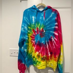 Tie Dye hoodie in size 2x for oversized fit